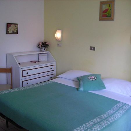 Albergo Maria Gabriella Rimini Esterno foto